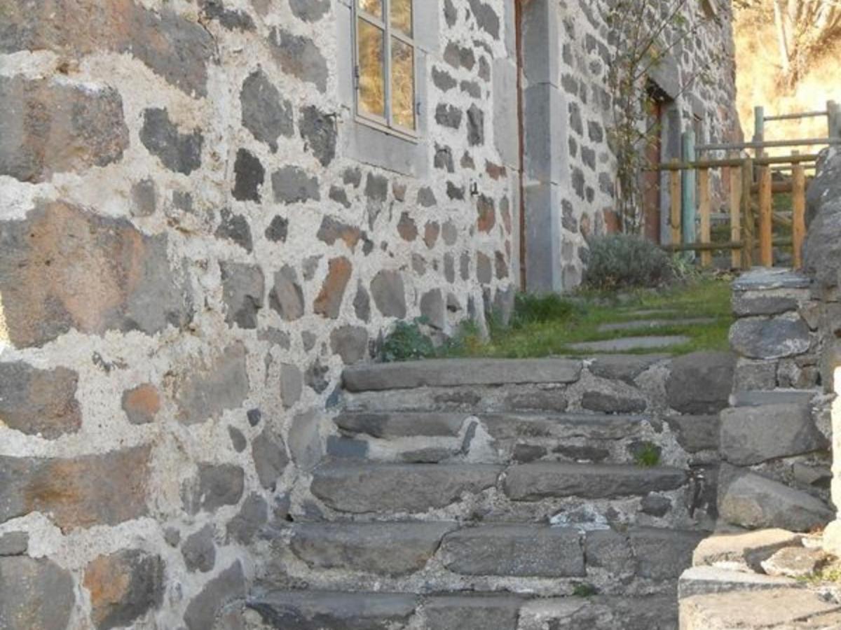 Maison En Pierres Avec Terrain Pres Du Massif Du Mezenc, Ideale Pour Un Sejour Nature En Famille - Fr-1-582-267 Saint-Front  Экстерьер фото